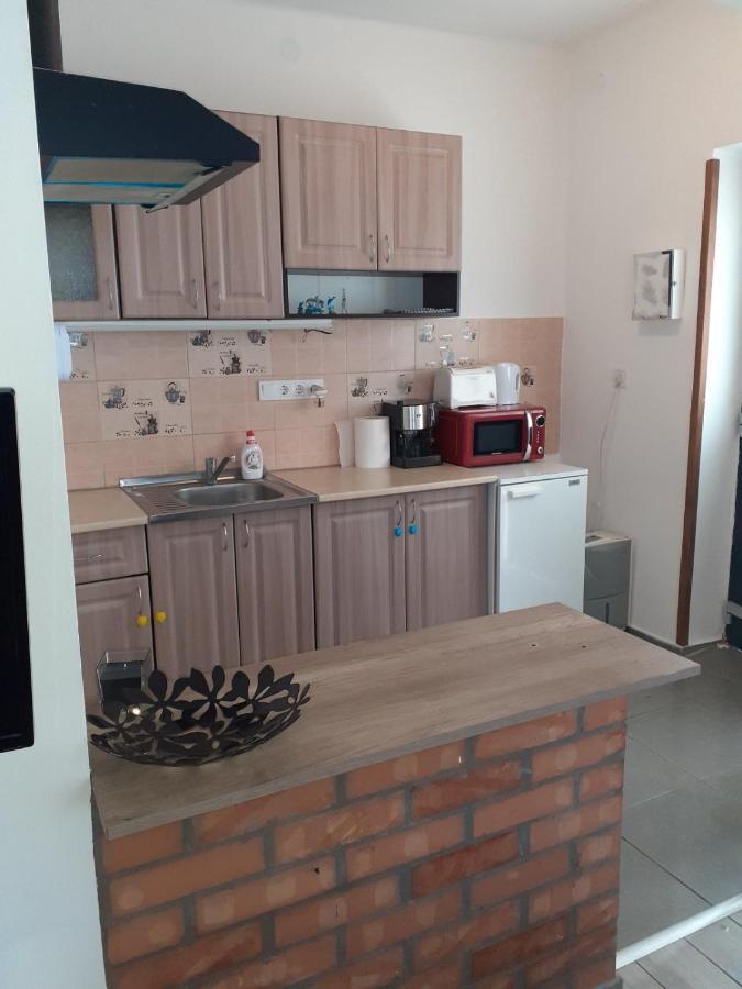 Oázis Apartman Sárospatak Exterior foto