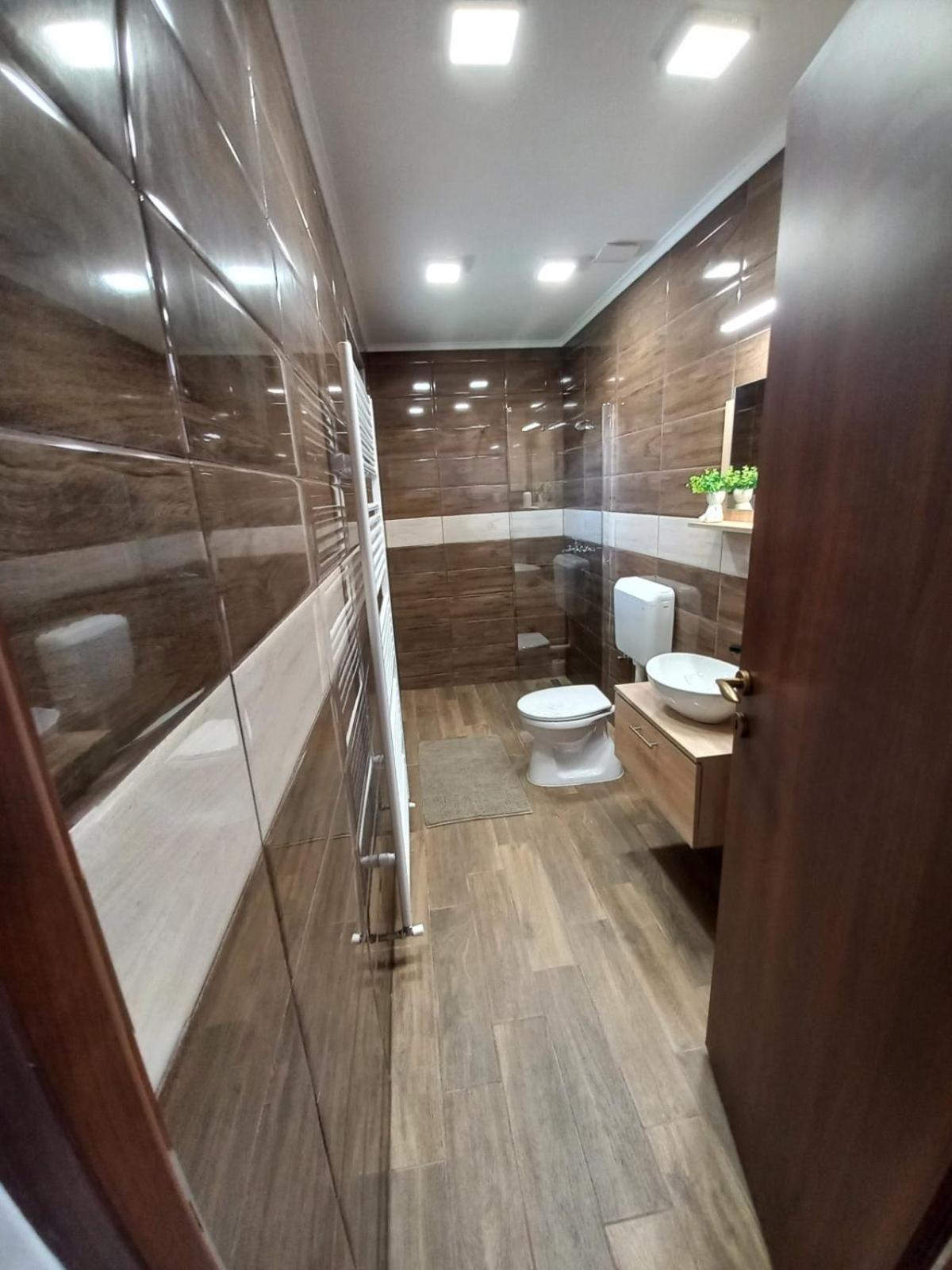 Oázis Apartman Sárospatak Exterior foto