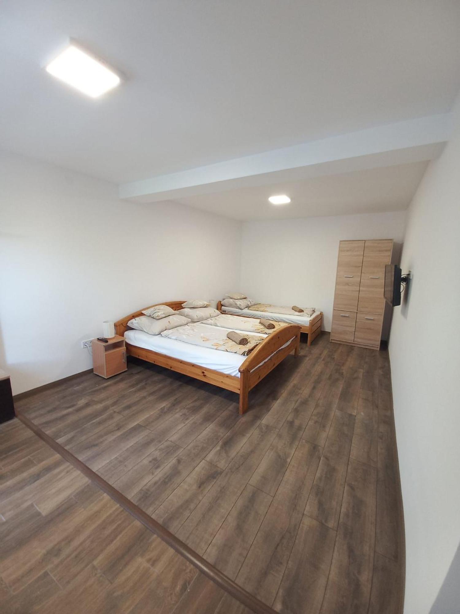 Oázis Apartman Sárospatak Exterior foto