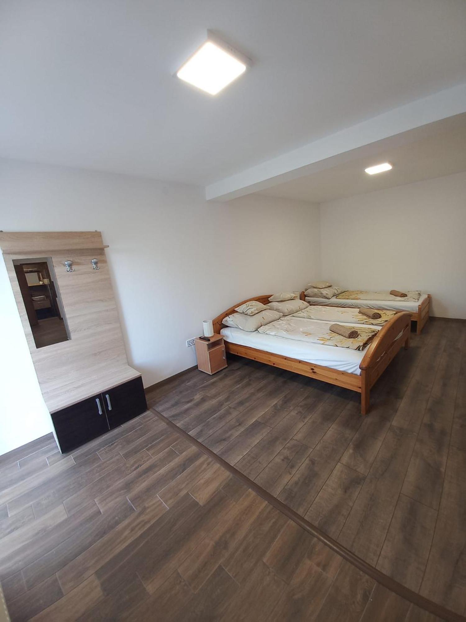 Oázis Apartman Sárospatak Exterior foto